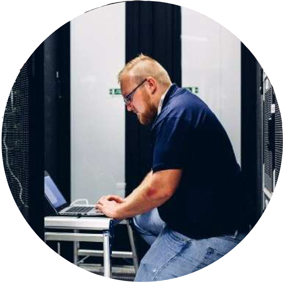 A profile picture of Will Sale.